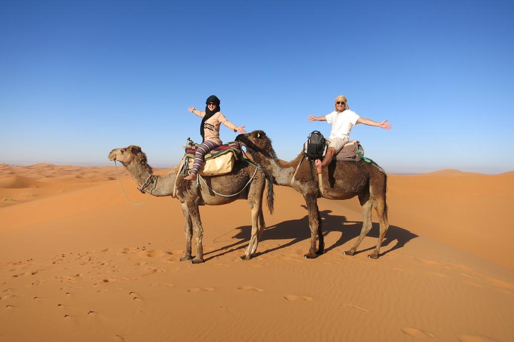 Sahara Camel Tours Camp Hotel เมอร์ซูกา ห้อง รูปภาพ