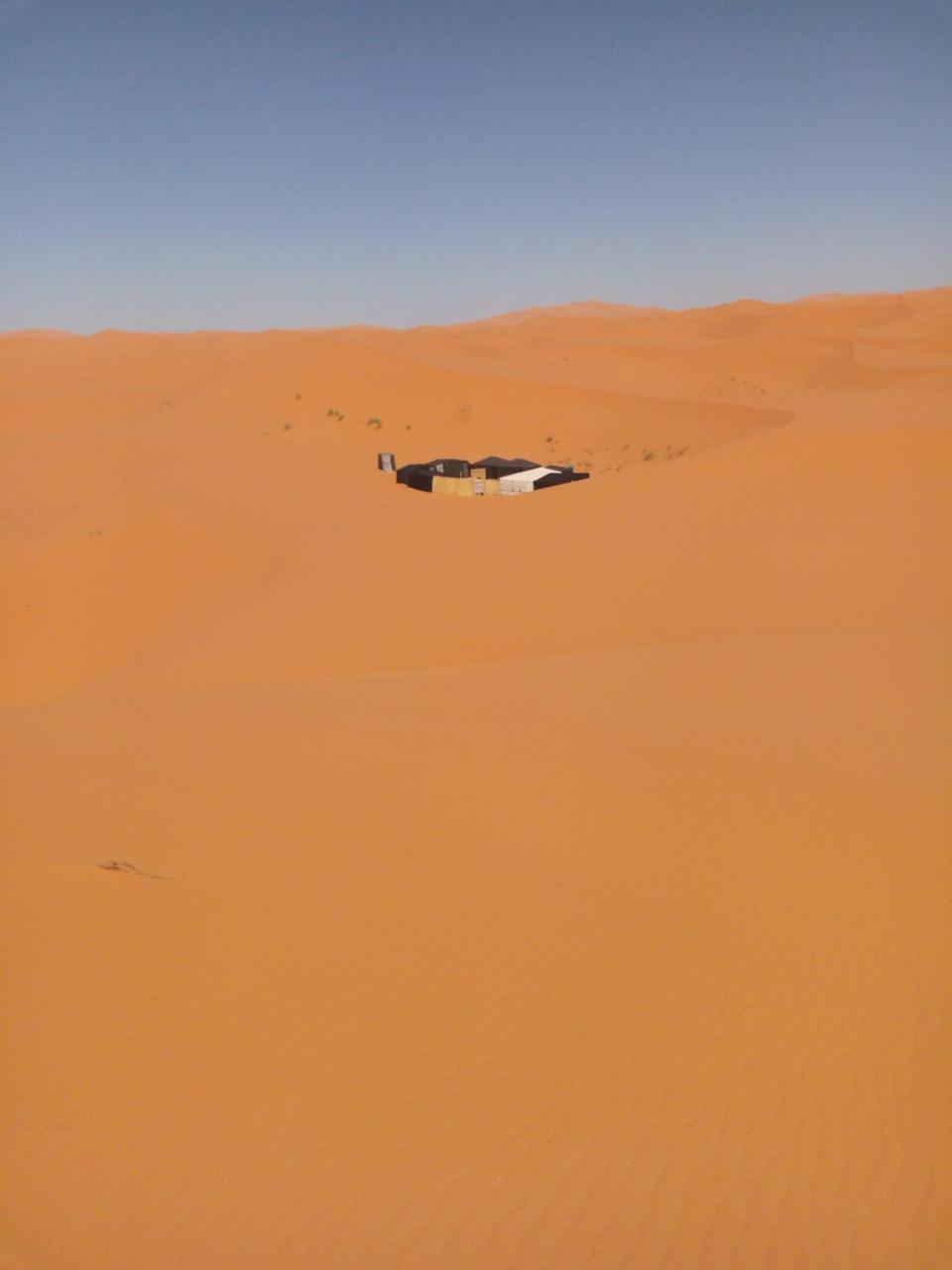 Sahara Camel Tours Camp Hotel เมอร์ซูกา ภายนอก รูปภาพ